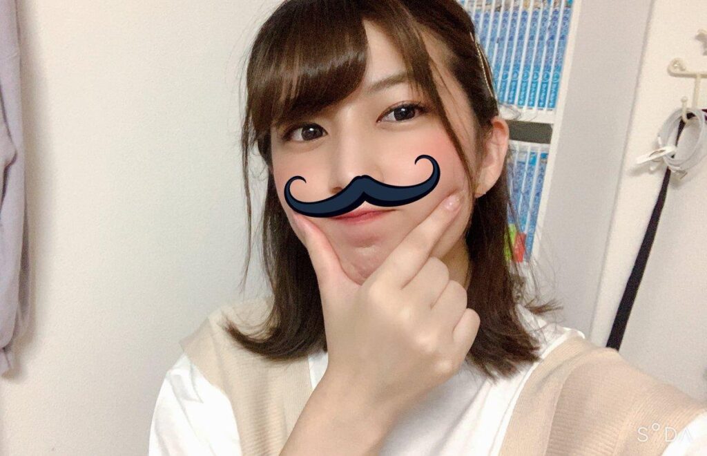 鳴海の年齢・本名・活動内容は？